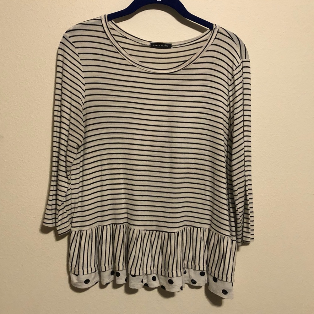Striped 3/4 sleeve top w/ruffles